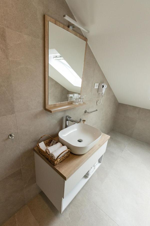 Rooms & Apartment Perak Kutjevo Экстерьер фото